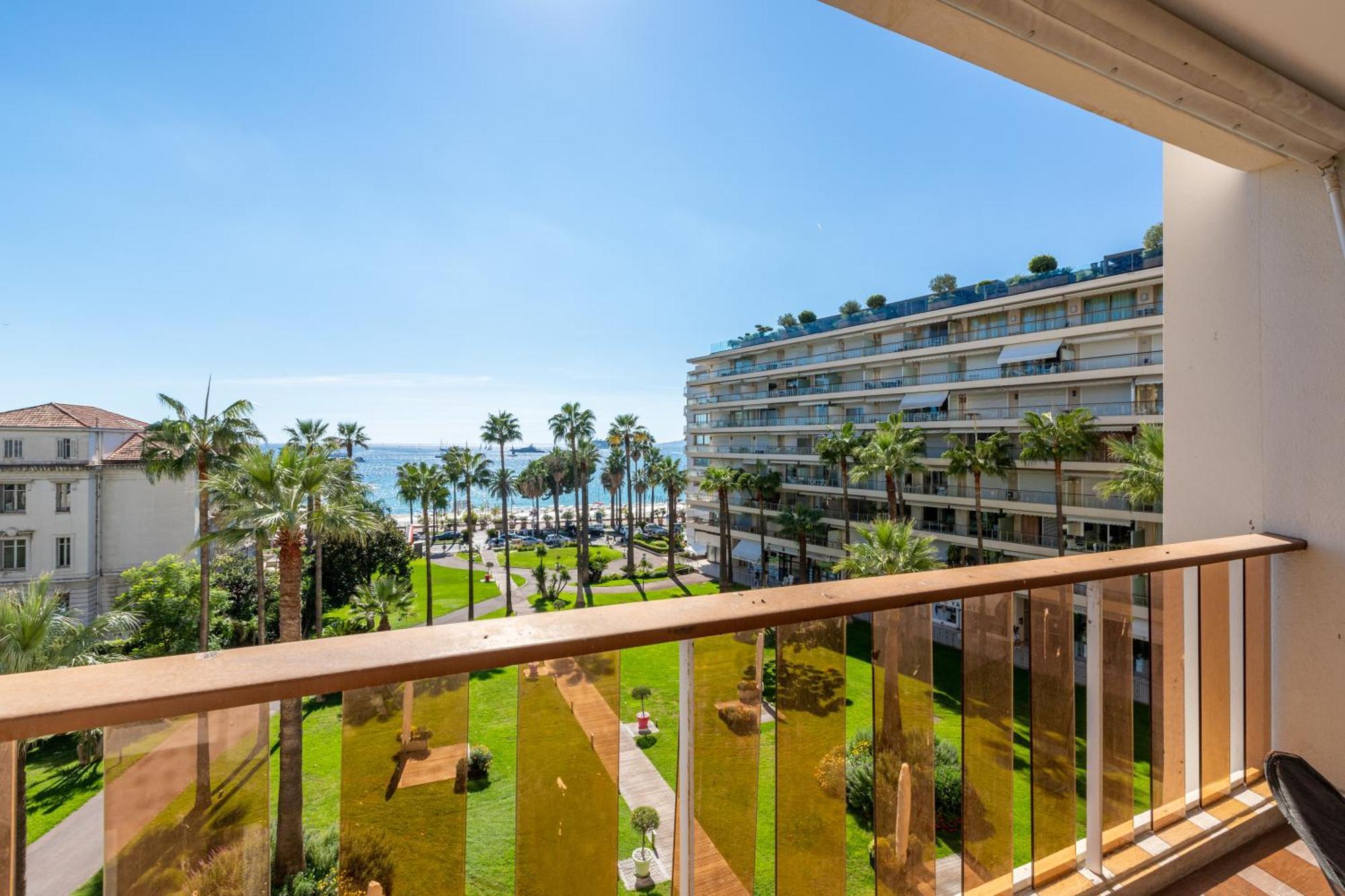 Agence Des Residences - Appartements Prives Du 45 Croisette- Prestige Cannes Værelse billede